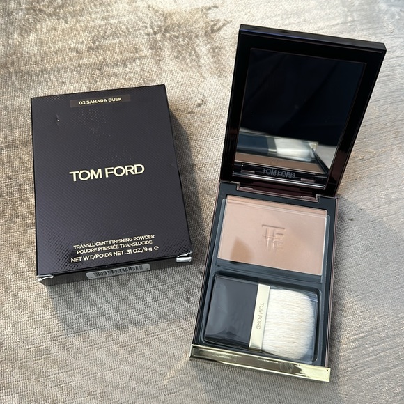 Tom Ford Translucent Finishing Powder Sahara Dusk 03 - Picture 3 of 4